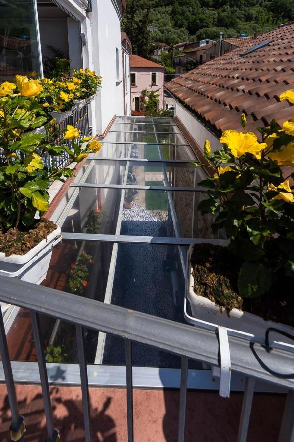 Ispani Inn Resort