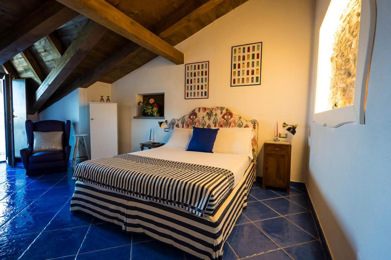 Ispani Inn Resort Bed & Breakfast