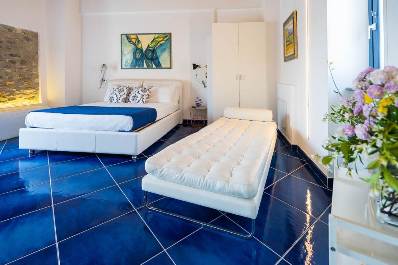 Bed & Breakfast Ispani Inn Resort